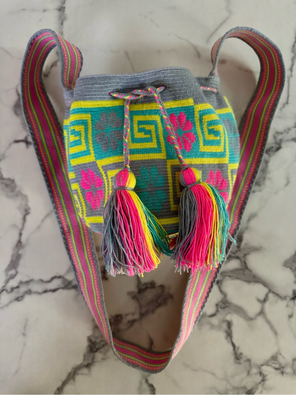 Wayuu Mochila Columbian Artisan-Made Crochet Drawstring Bag with Tassels